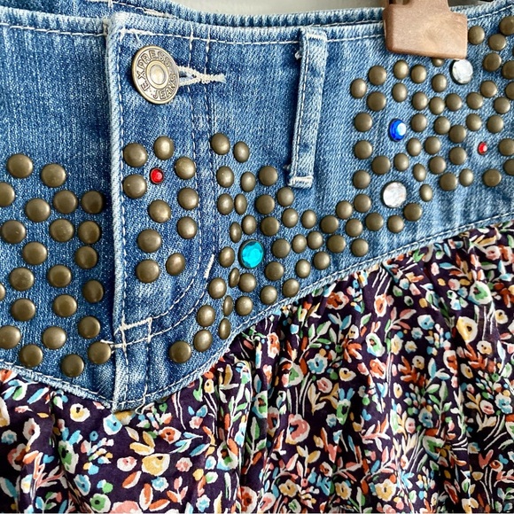 Express Jean Ruffle Floral Skirt Size 6 - Picture 2 of 5